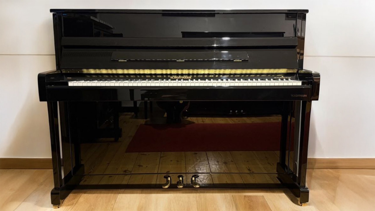 W-Hoffmann-V112-by-C-Bechstein-Header