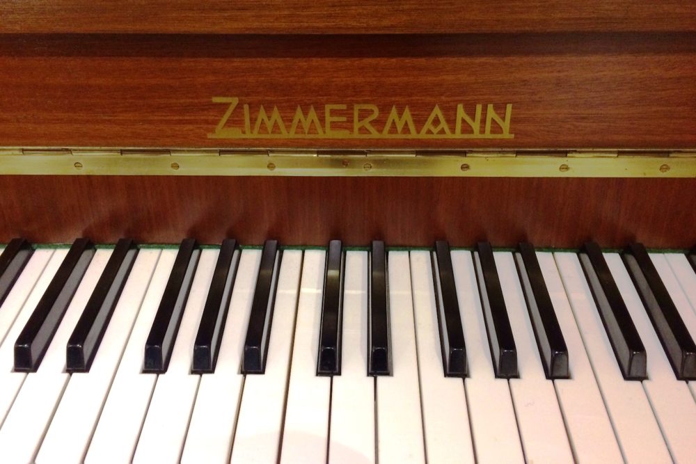 Zimmermann Klavier Tasten