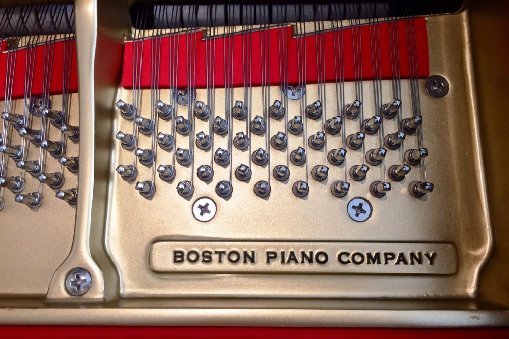 Boston Grand Piano innen