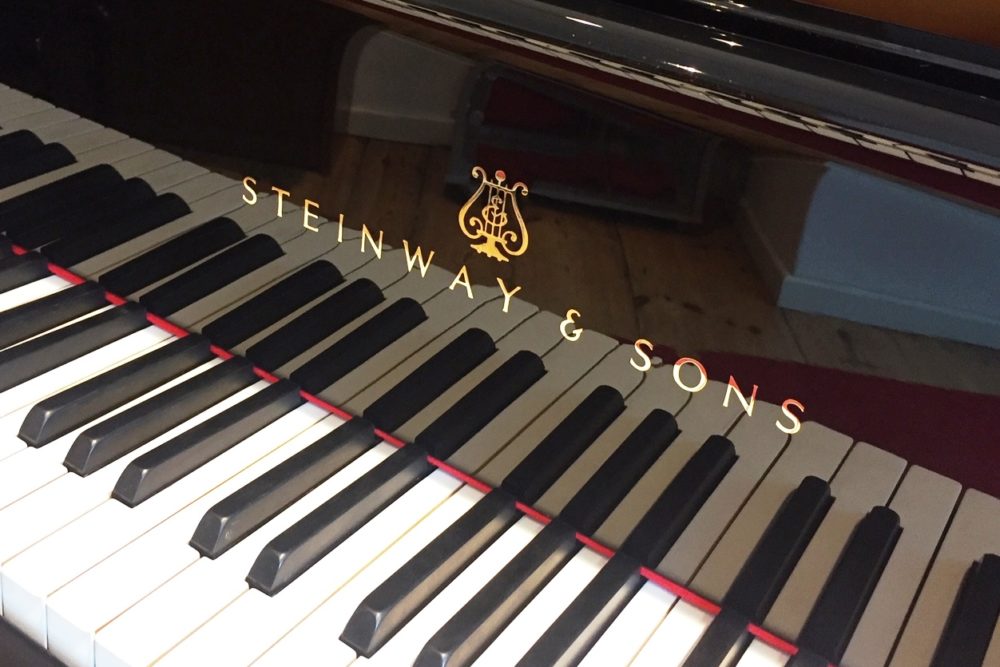 Steinway & Sons O Flügeltastatur