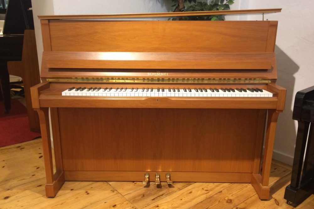 Schimmel Klavier C120T