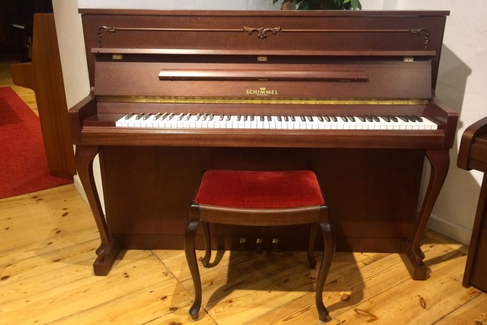 Schimmel Klavier 112 Chippendale