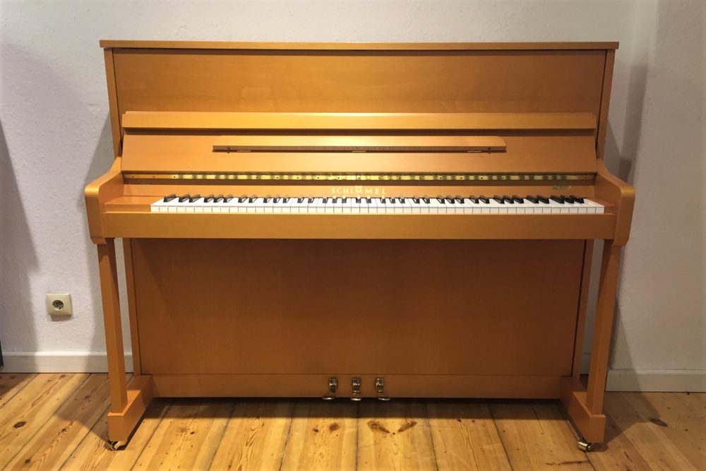 Schimmel Klavier 118