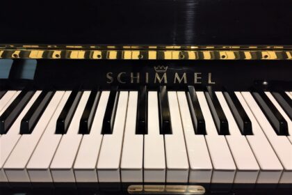 Schimmel-130-T-Klaviertasten