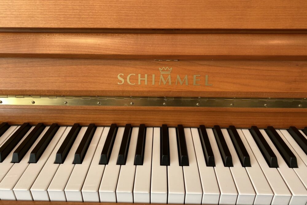 Schimmel Klaviertastatur