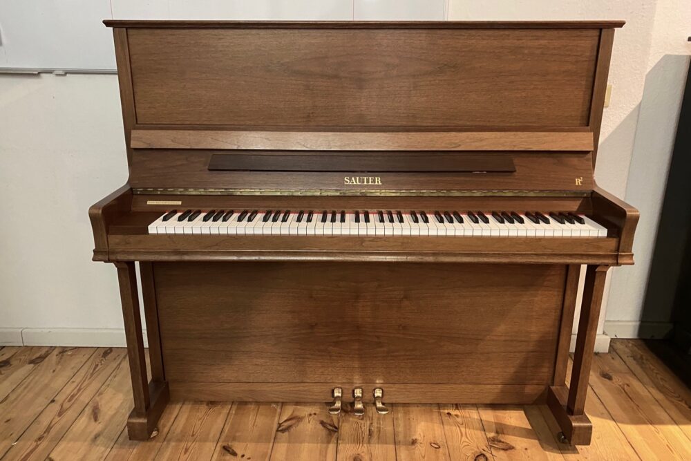 Sauter-Klavier-Mod.130
