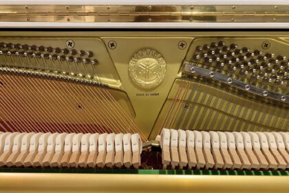 Yamaha-Piano-U1-weiss-Mechanik
