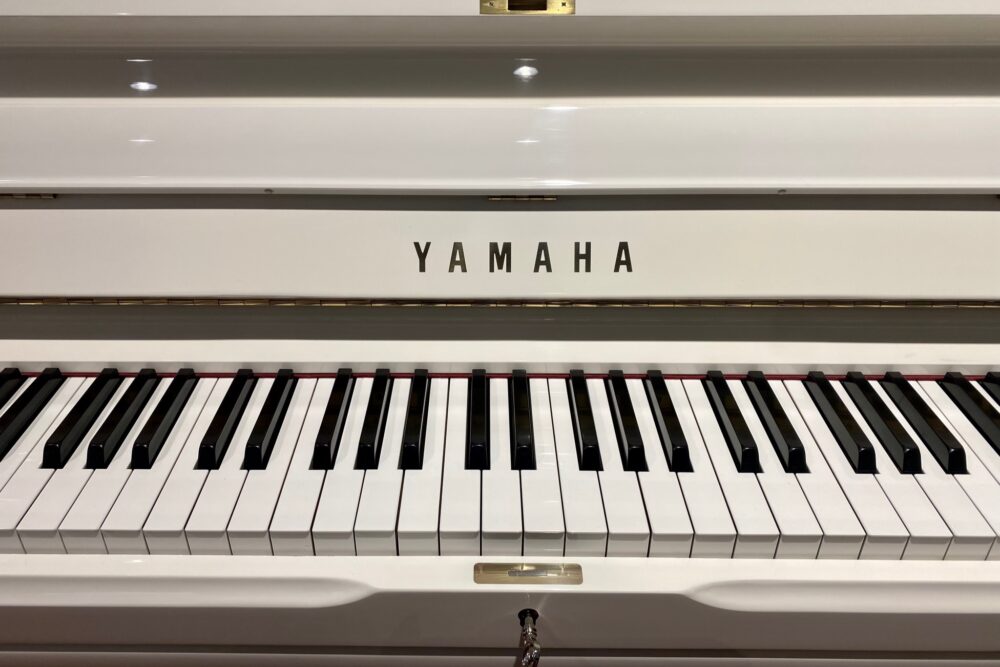 Yamaha-U1-Klaviertasten