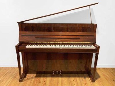 Schimmel-Klavier-gebraucht-112-Mahagoni-poliert