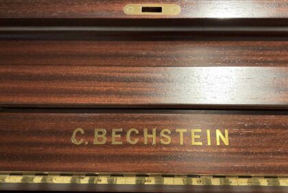 Gebrauchtes C-Bechstein-Klavier-12N-Tastenklappe