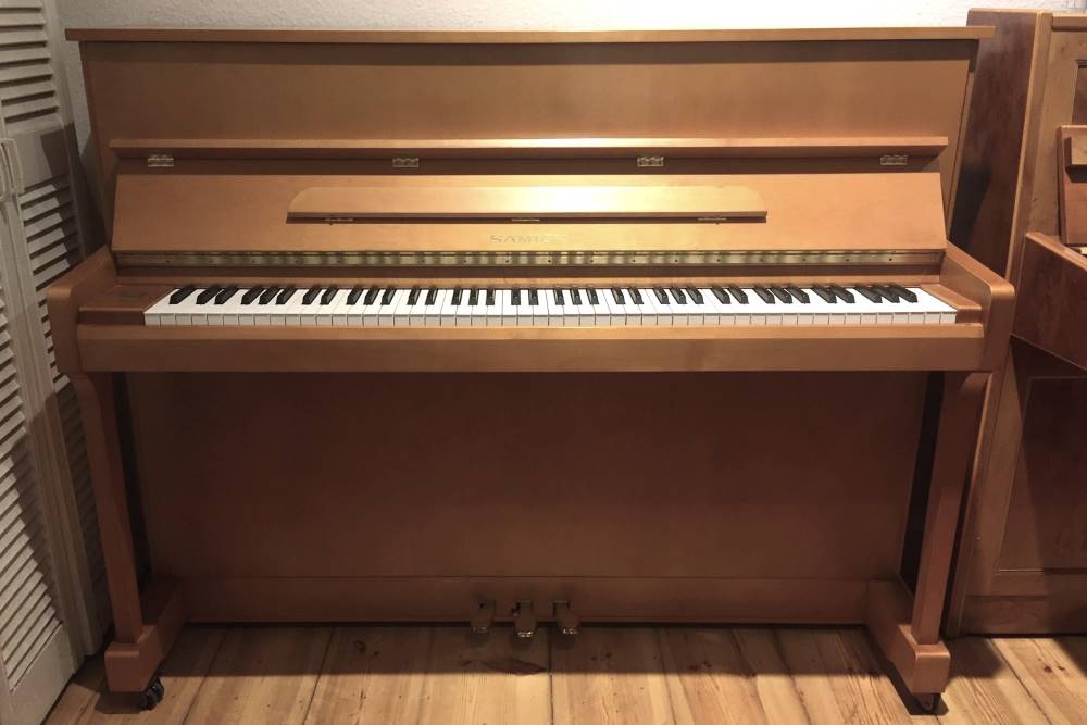 Samick-Piano-JS-115