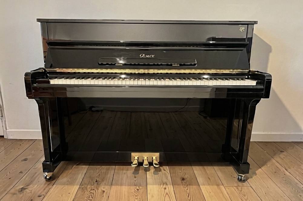 Gebrauchtes-Klavier-Essex-EUP-111E