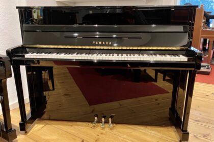 Yamaha-Klavier-B2PE-gebraucht