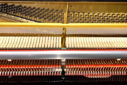 Gebrauchtes-Schimmel-Klavier-Mechanik