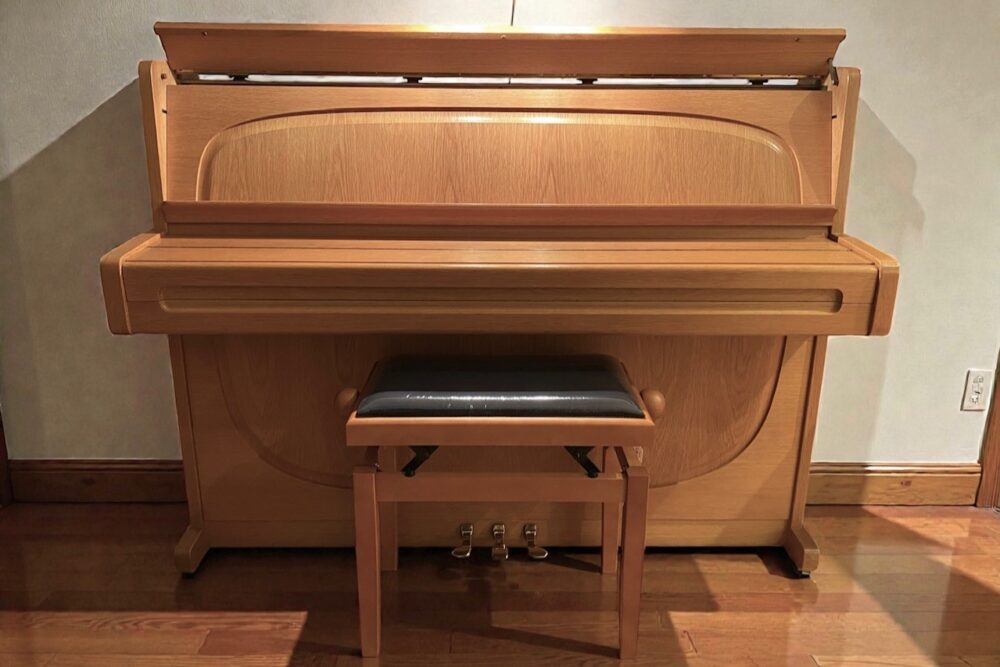 Gebrauchtes Schimmel Klavier, 114, Eiche-hell-satiniert