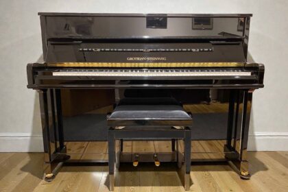 Grotrian-Steinweg-Klavier-113-Schwarz-Hochglanz