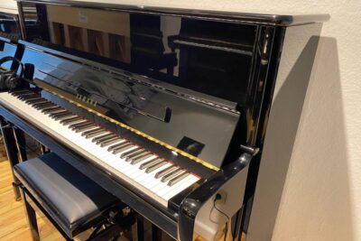 Yamaha-PX-124G-Silentklavier-Seitenansicht