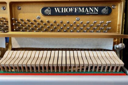 W.-Hoffmann-Klavier-gebraucht-Mechanik