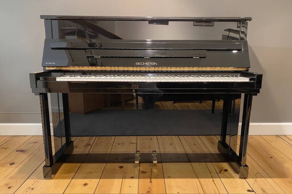 Gebrauchtes-Bechstein-Klavier-Studio-115-Schwarz-poliert