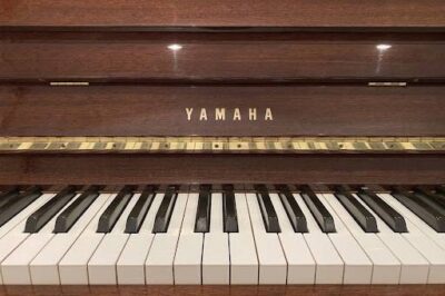 Gebrauchtes Yamaha-Klavier-Tasten