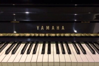 Yamaha-U3-Klavier-Tastatur